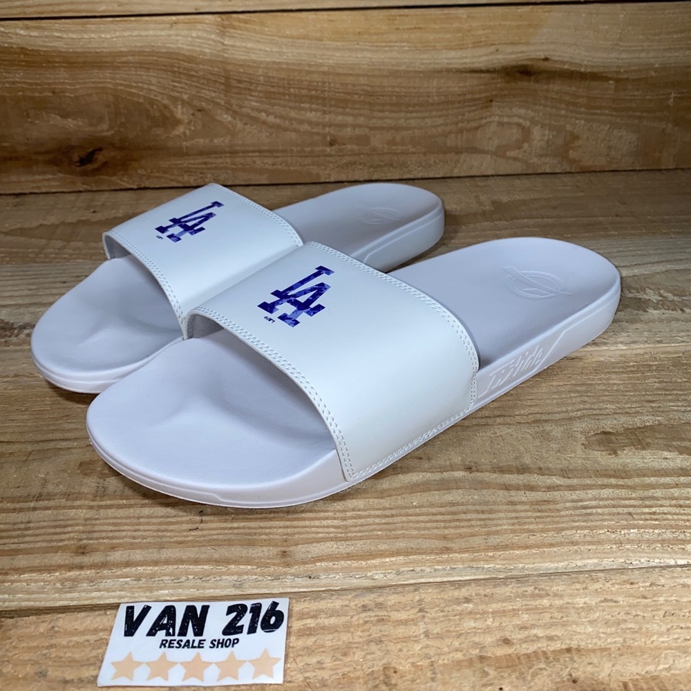 ISlide White Los Angeles Dodgers Primary Motto Slide Sandals: